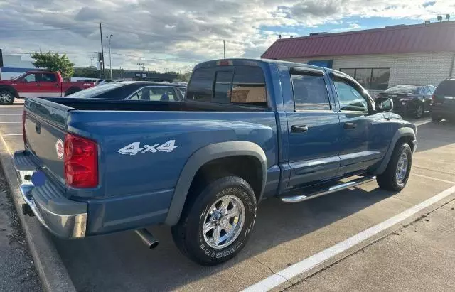 2005 Dodge Dakota Quad SLT