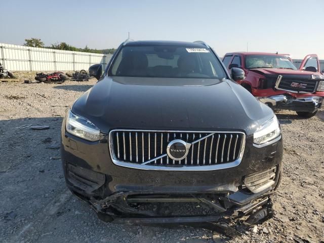 2021 Volvo XC90 T6 Momentum