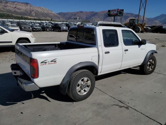 2000 Nissan Frontier Crew Cab XE