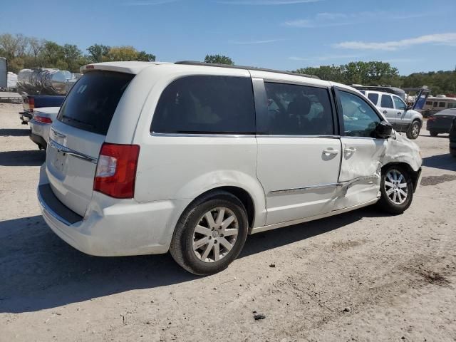 2013 Chrysler Town & Country Touring