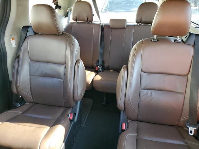 2015 Toyota Sienna XLE