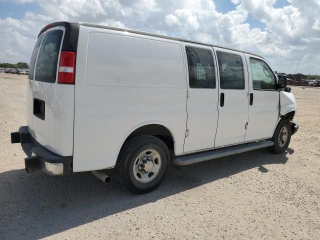 2020 Chevrolet Express G2500