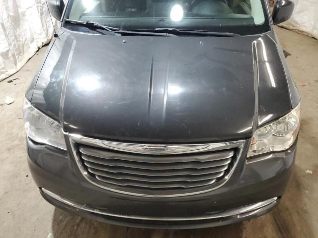 2012 Chrysler Town & Country Touring