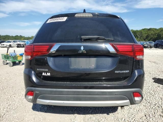 2018 Mitsubishi Outlander SE