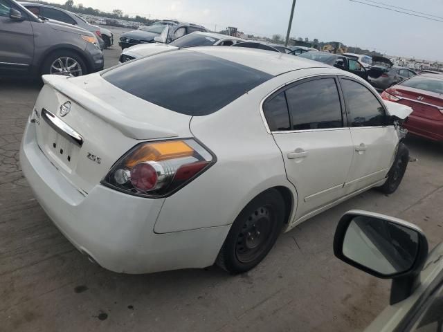 2010 Nissan Altima Base