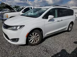 Chrysler Vehiculos salvage en venta: 2017 Chrysler Pacifica Touring L