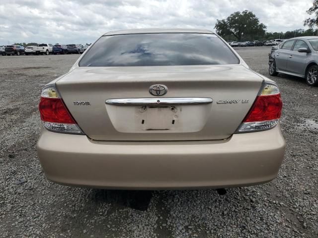 2005 Toyota Camry LE