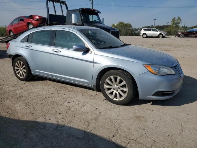 2014 Chrysler 200 Touring