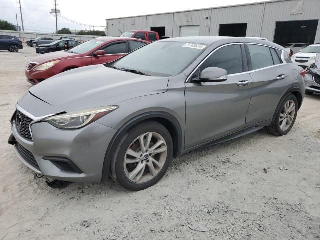 2017 Infiniti QX30 Base