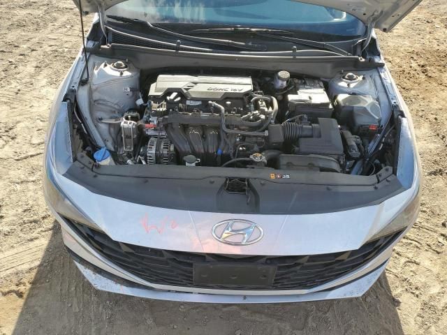 2022 Hyundai Elantra SEL