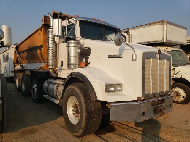 2007 Kenworth Construction T800