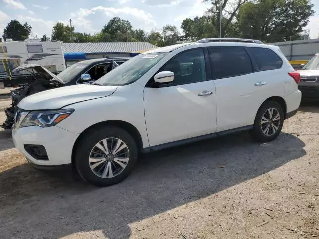 2017 Nissan Pathfinder S