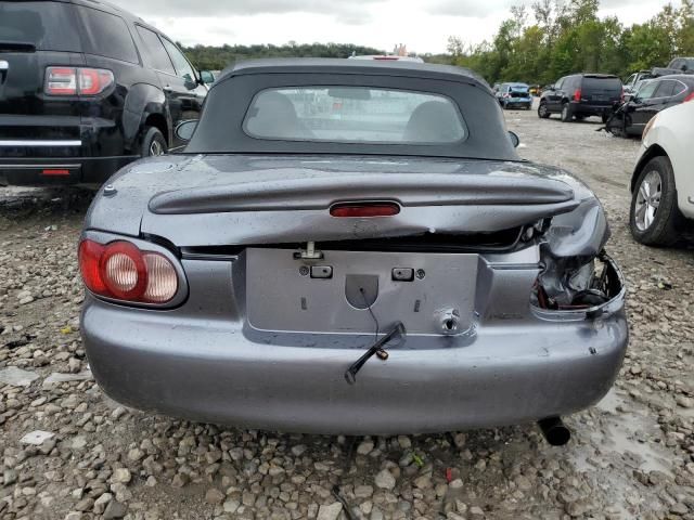 2002 Mazda MX-5 Miata Base