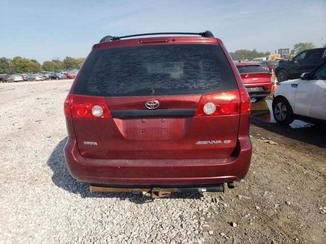 2010 Toyota Sienna CE