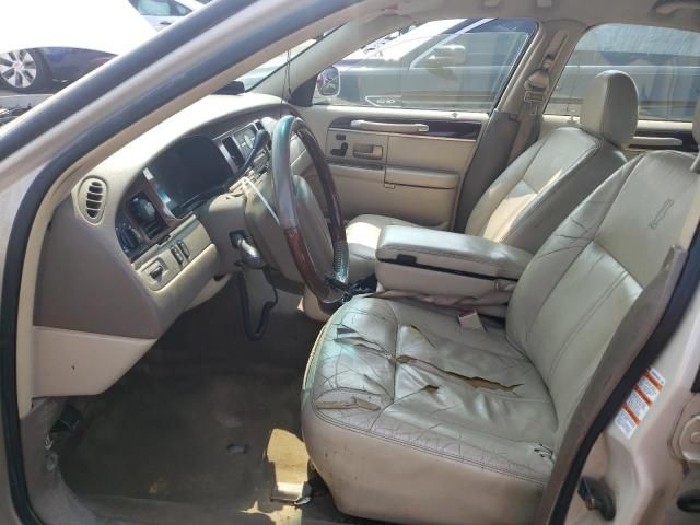 2003 Lincoln Town Car Cartier