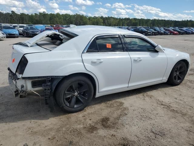 2015 Chrysler 300 Limited