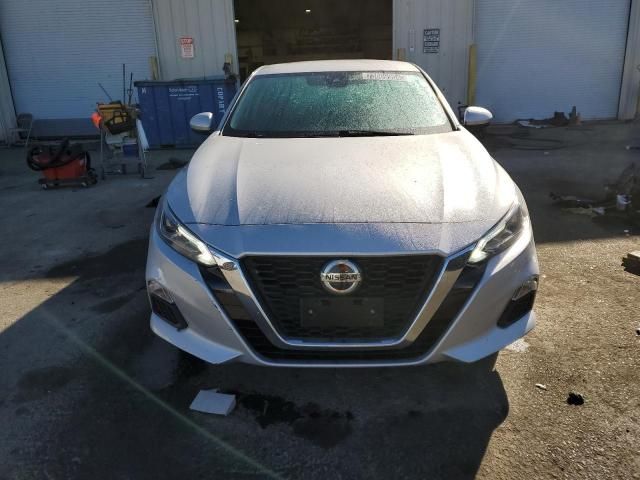 2021 Nissan Altima SV