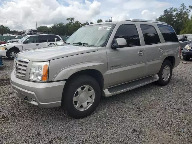 2005 Cadillac Escalade Luxury