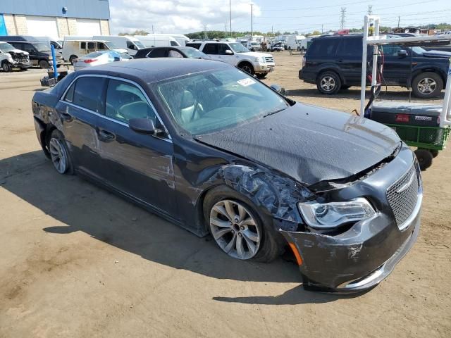 2016 Chrysler 300 Limited