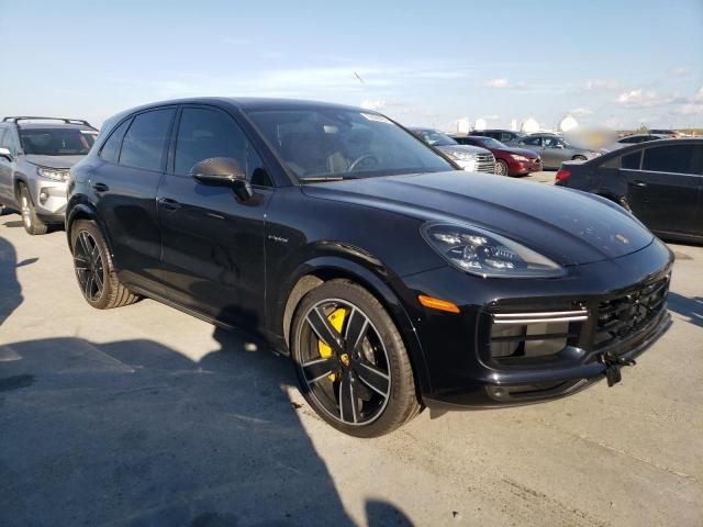 2021 Porsche Cayenne Turbo S E-Hybrid