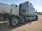 2011 Freightliner Cascadia 125