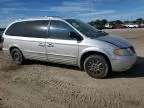 2002 Chrysler Town & Country Limited