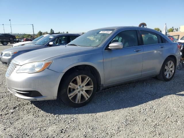 2013 Chrysler 200 LX