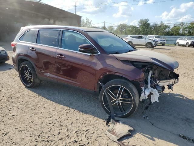 2019 Toyota Highlander SE