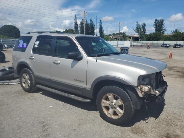 2004 Ford Explorer XLT