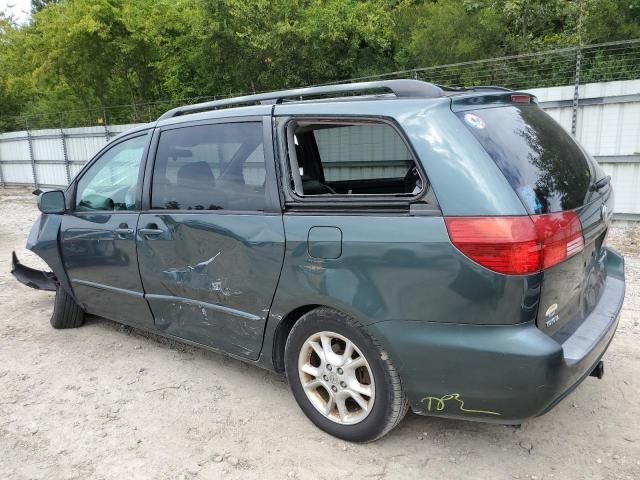 2005 Toyota Sienna XLE