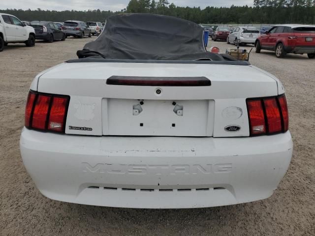 2004 Ford Mustang