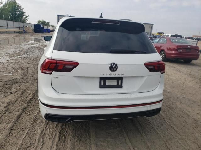 2022 Volkswagen Tiguan SE R-LINE Black