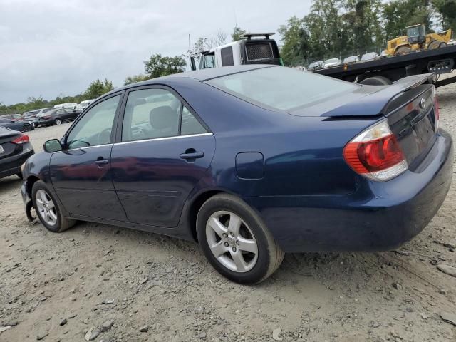 2005 Toyota Camry LE