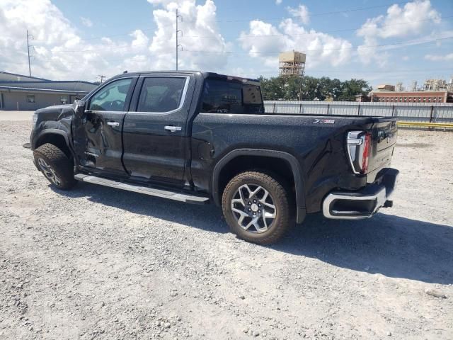 2022 GMC Sierra K1500 SLT