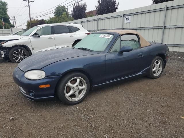 2000 Mazda MX-5 Miata Base