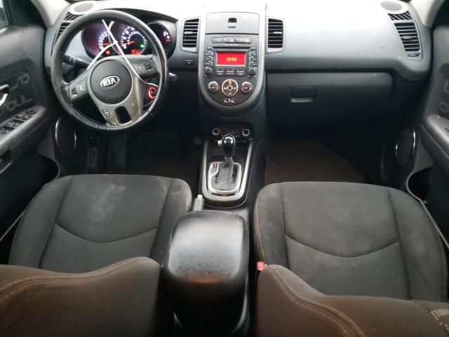 2013 KIA Soul +