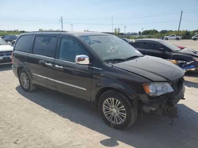 2014 Chrysler Town & Country Touring L