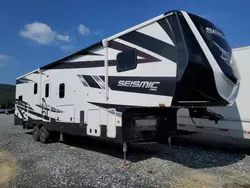 Salvage trucks for sale at Grantville, PA auction: 2024 Jayco Seismic