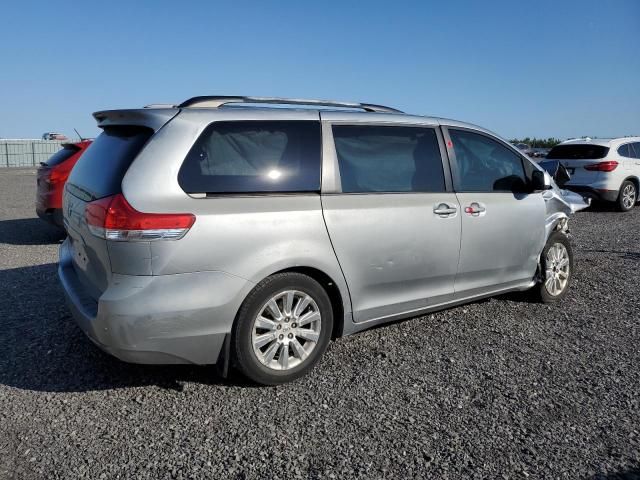 2011 Toyota Sienna XLE