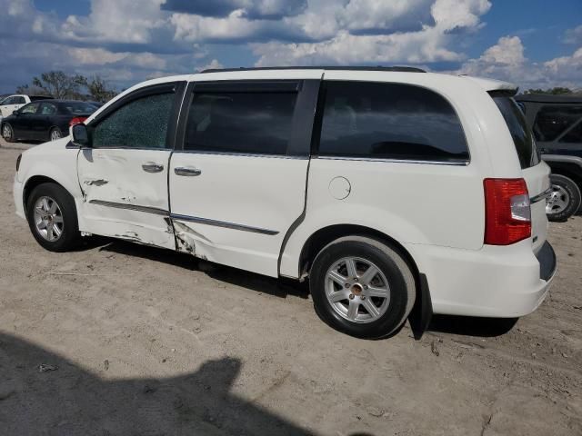 2012 Chrysler Town & Country Touring