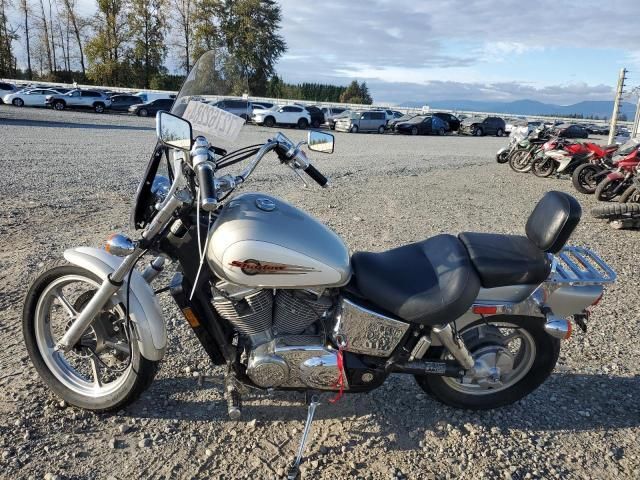 1997 Honda VT1100 C1A