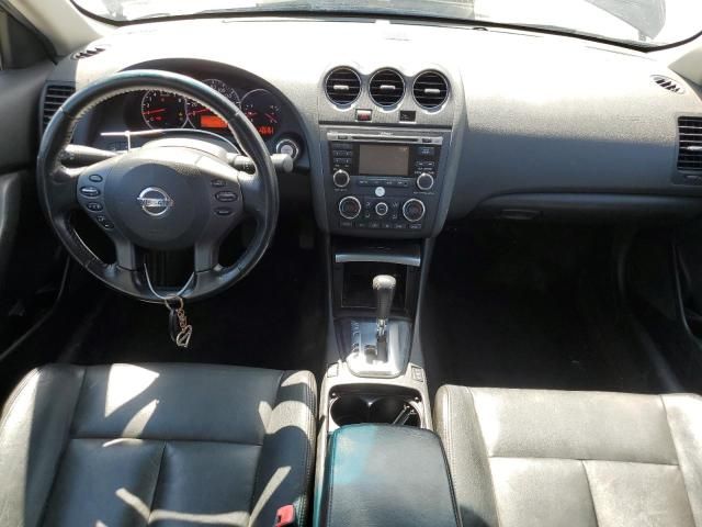 2010 Nissan Altima Base