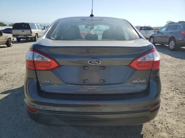 2015 Ford Fiesta SE