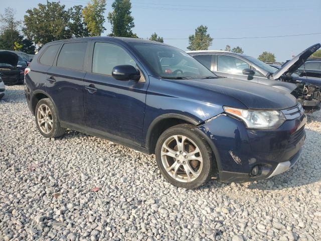 2015 Mitsubishi Outlander SE