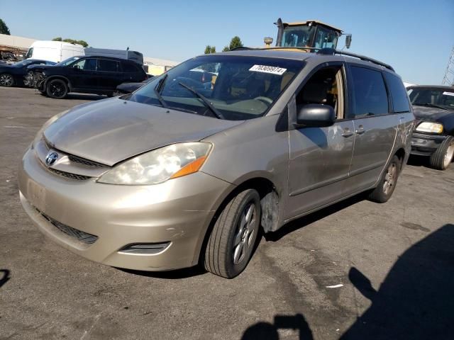 2007 Toyota Sienna CE