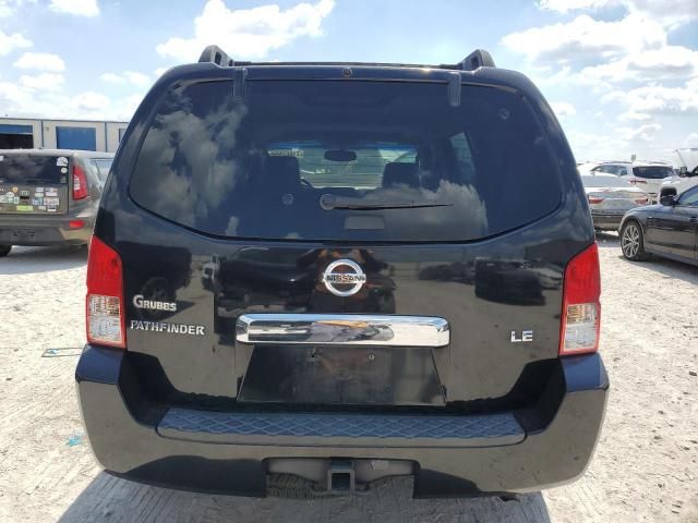 2005 Nissan Pathfinder LE