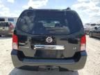 2005 Nissan Pathfinder LE