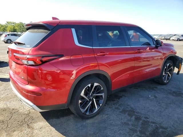 2022 Mitsubishi Outlander SE