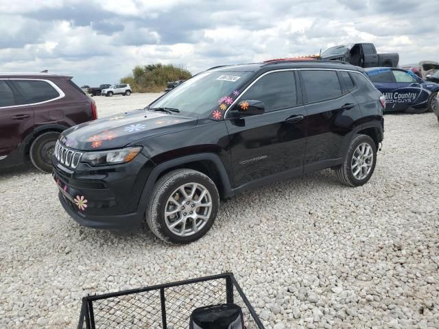 2023 Jeep Compass Latitude LUX