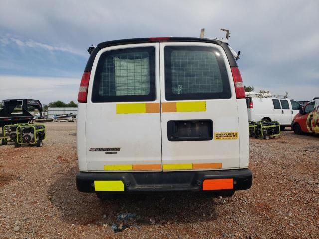 2016 Chevrolet Express G2500